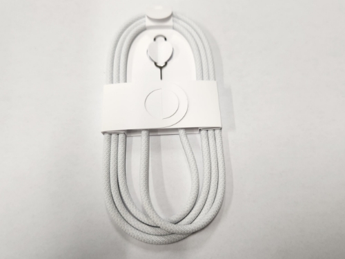 iPhone16付属品 USB-C充電ケーブル